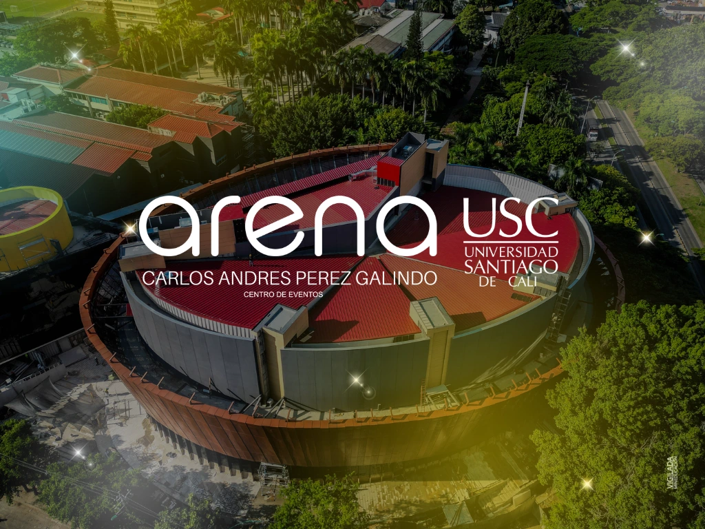 Banner con logo de la arena USC, con un fondo panoramico del teatro Arena USC.